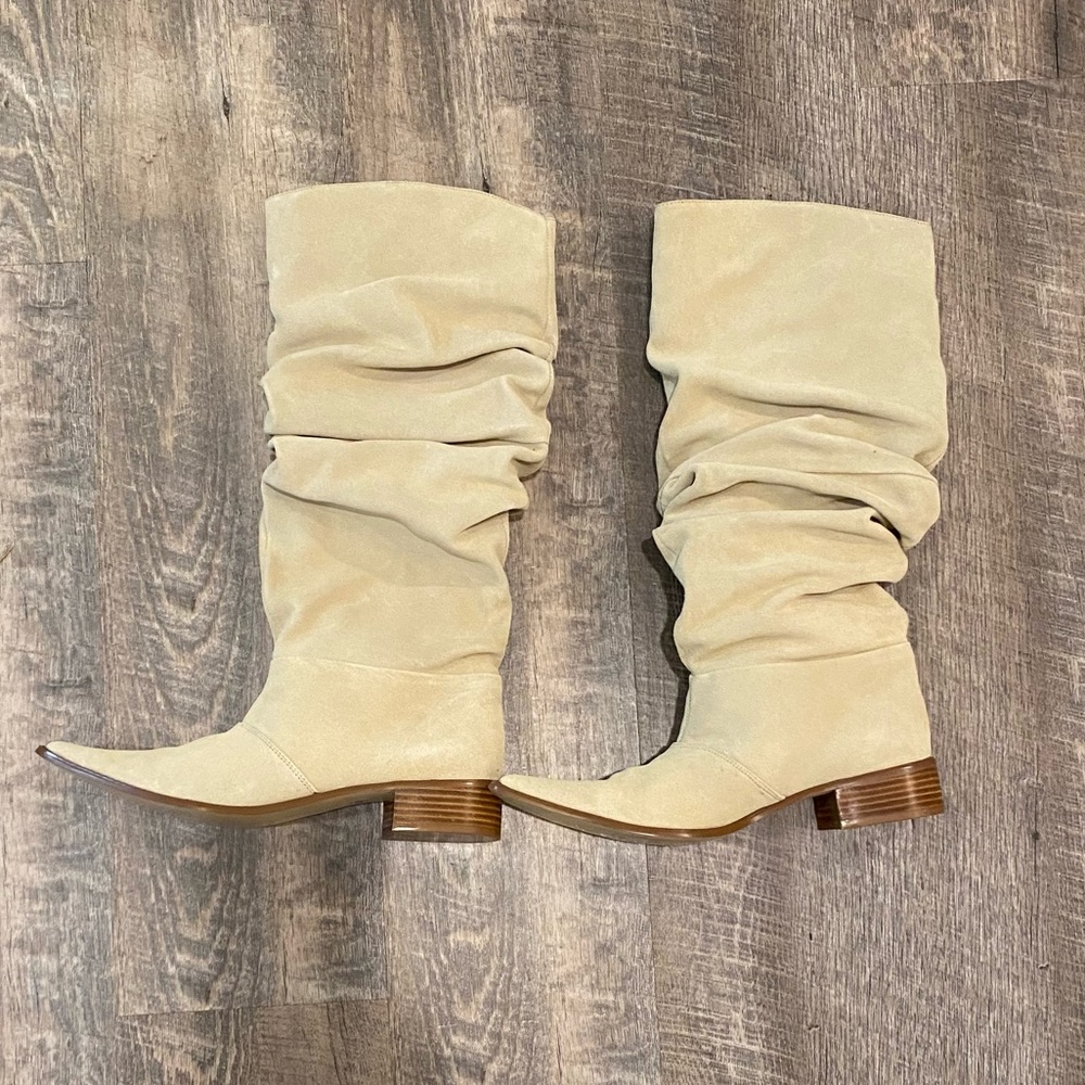 NWOT Chinese Laundry Winner Slouch Boot